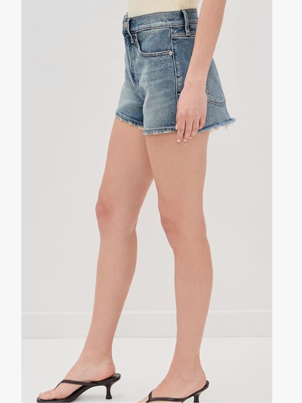 Good American Good '90s Denim Shorts Size 29